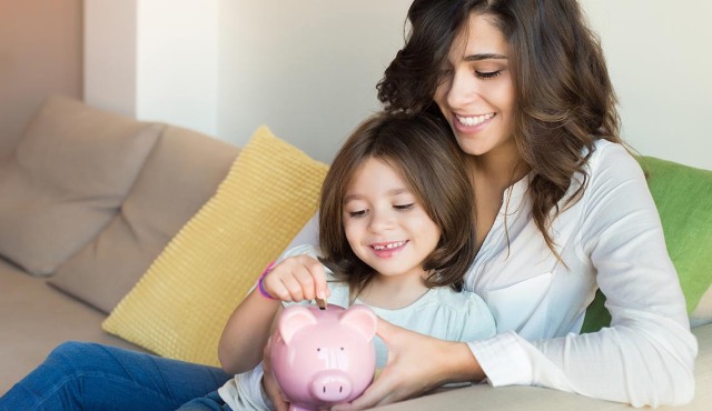 the-best-ways-to-teach-your-kids-about-money.jpg